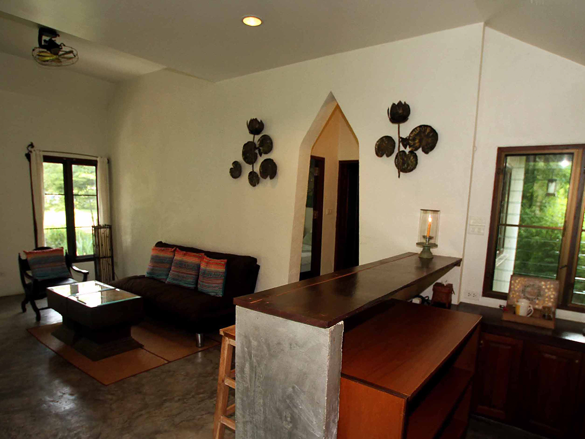 DELUXE BUNGALOW
